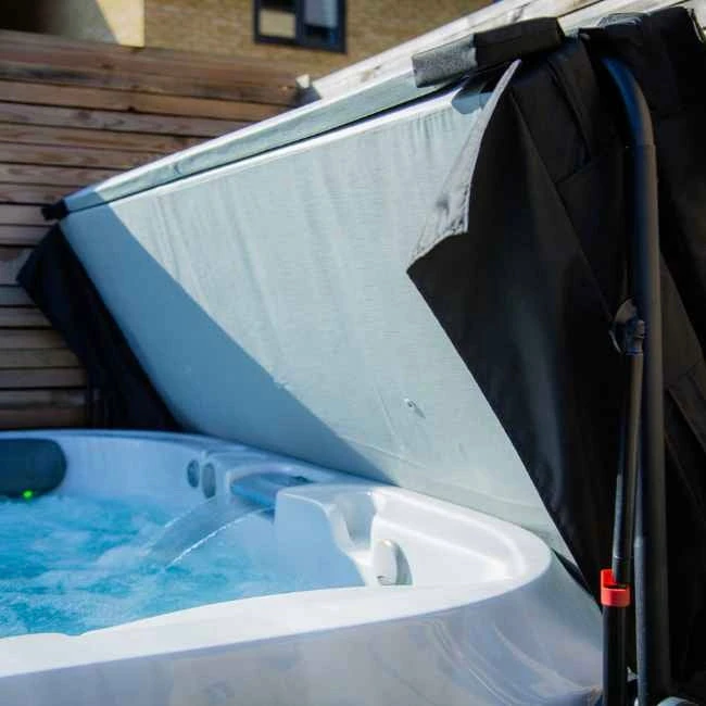 Jacuzzi® J275™ ProLast™ Hot Tub Winter Cover 8 Jacuzzi® J275™ ProLast™ Hot Tub Winter Cover - Image 8