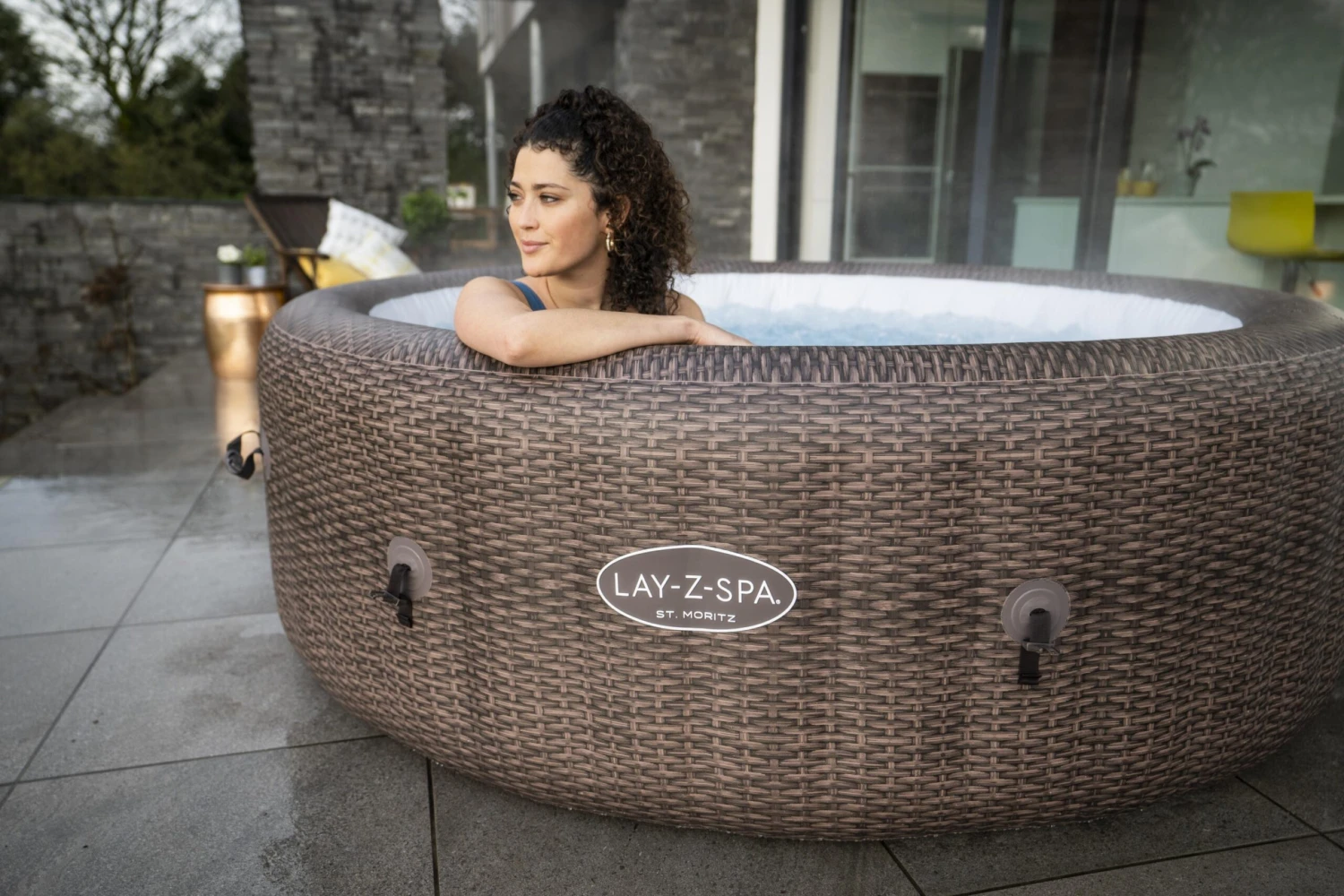 Lay-z Spa Lay-Z-Spa® AirJet St. Moritz - 7 Person Inflatable Hot Tub 5 Lay-z Spa Lay-Z-Spa® AirJet St. Moritz - 7 Person Inflatable Hot Tub - Image 5