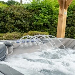 Outdoor Barcelona - 5 Person Hot Tub With 2 Loungers 38 Outdoor Barcelona - 5 Person Hot Tub With 2 Loungers -Outdoor Living Hot Tubs BarcelonaHottub Odyssey 65square