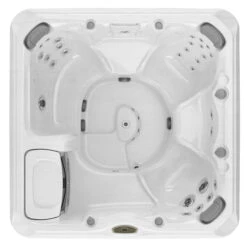 Sundance® Hanover⢠Sunstrong⢠Thermal Hot Tub Cover