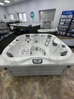 Jacuzzi® J335 Hot Tub 14 Jacuzzi® J335 Hot Tub -Outdoor Living Hot Tubs IMG 20251003 WA0023