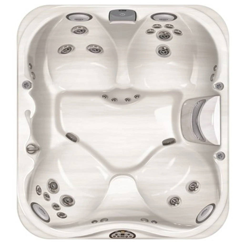 Jacuzzi® J325™ 2014+ ProLast™ Hot Tub Winter Cover 1 Jacuzzi® J325™ 2014+ ProLast™ Hot Tub Winter Cover