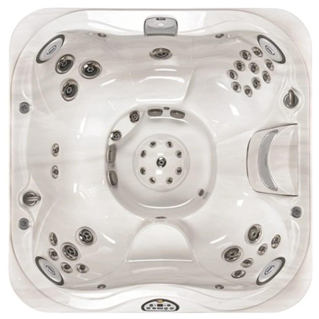 Jacuzzi® J335/J345™ 2014+ ProLast™ Hot Tub Winter Cover 1 Jacuzzi® J335/J345™ 2014+ ProLast™ Hot Tub Winter Cover