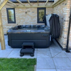 Jacuzzi® J375IP™ - 6 Person Hot Tub With 1 Lounger 28 Jacuzzi® J375IP™ - 6 Person Hot Tub With 1 Lounger -Outdoor Living Hot Tubs J375IPAmyArcherInstallJacuzzi4square