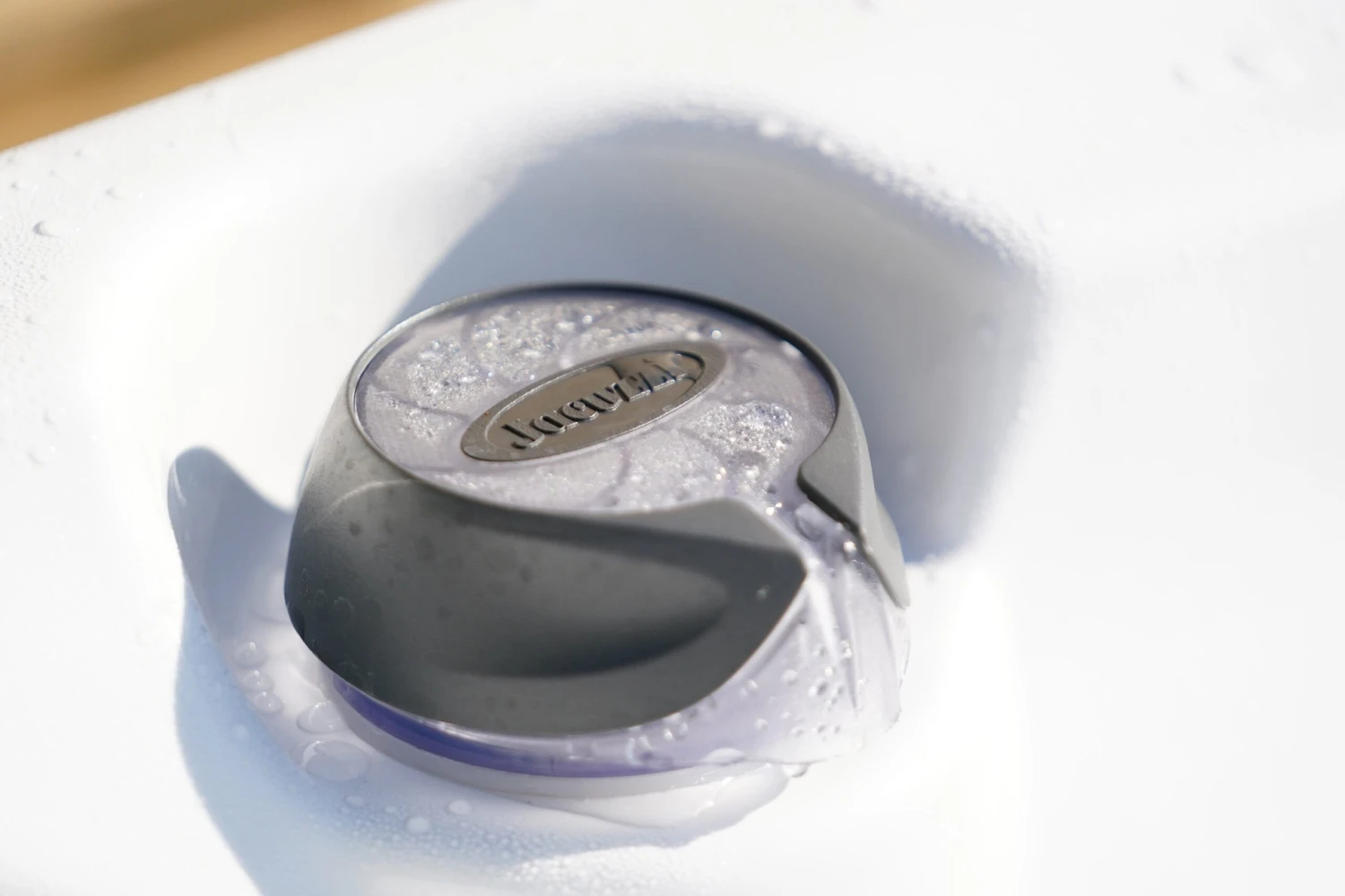 Jacuzzi® PowerPlay™ J-13™ - 13ft Swim Spa 18 Jacuzzi® PowerPlay™ J-13™ - 13ft Swim Spa - Image 18