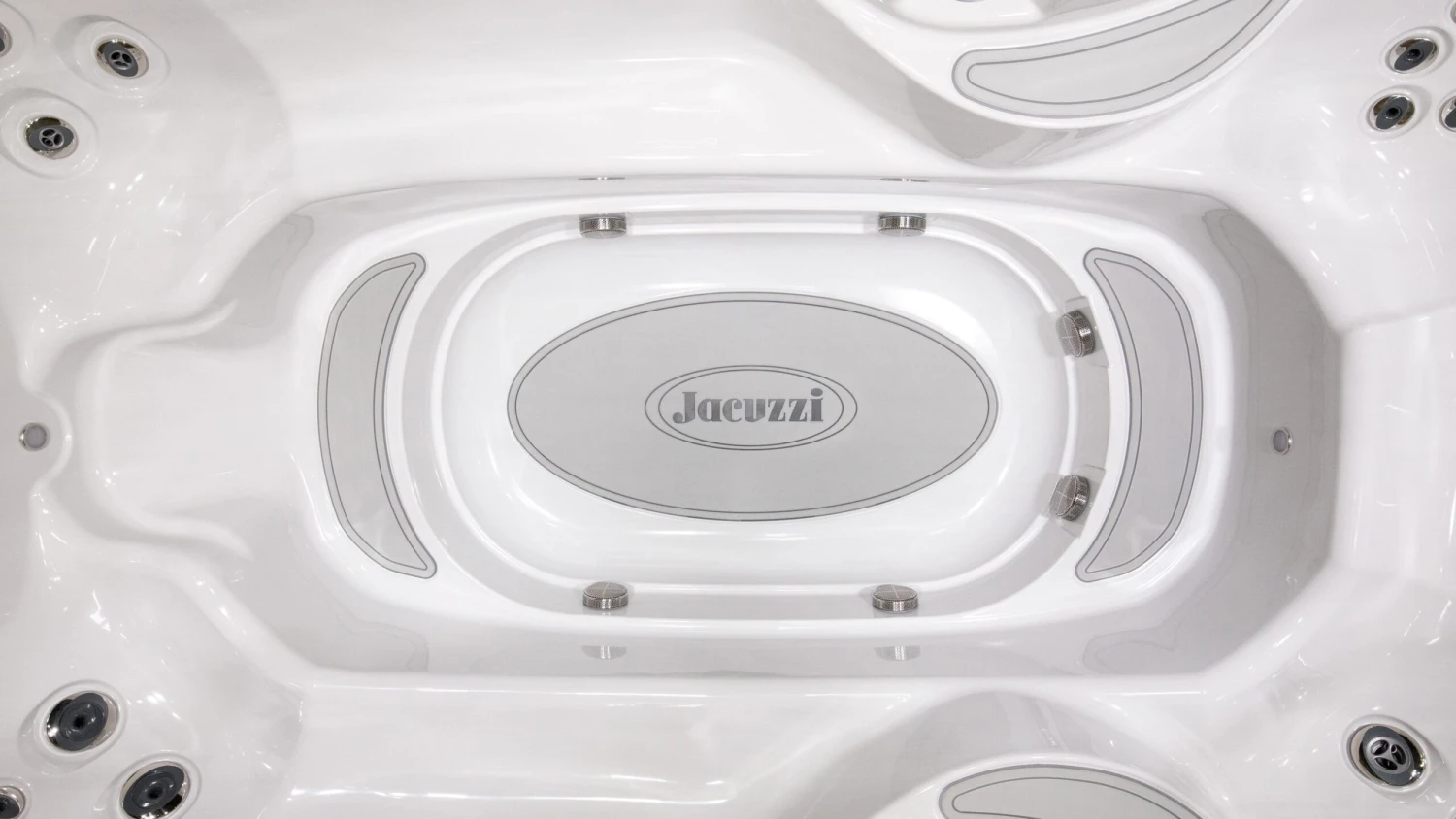 Jacuzzi® PowerPlay™ J-13™ - 13ft Swim Spa 17 Jacuzzi® PowerPlay™ J-13™ - 13ft Swim Spa - Image 17
