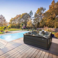 Jacuzzi® J475IP™ - 6 Person Hot Tub With 1 Lounger -Outdoor Living Hot Tubs JacuzziJ475HotTubSquare 1