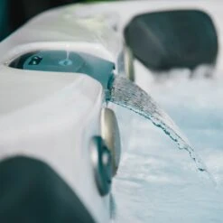 Jacuzzi® J335IP™ - 6 Person Hot Tub With 1 Lounger -Outdoor Living Hot Tubs Jacuzzi J335IP 5 6PersonHotTub square 1