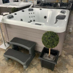 Outdoor Sun - 5 Person Hot Tub With 1 Lounger 27 Outdoor Sun - 5 Person Hot Tub With 1 Lounger -Outdoor Living Hot Tubs OutdoorSunHotTub