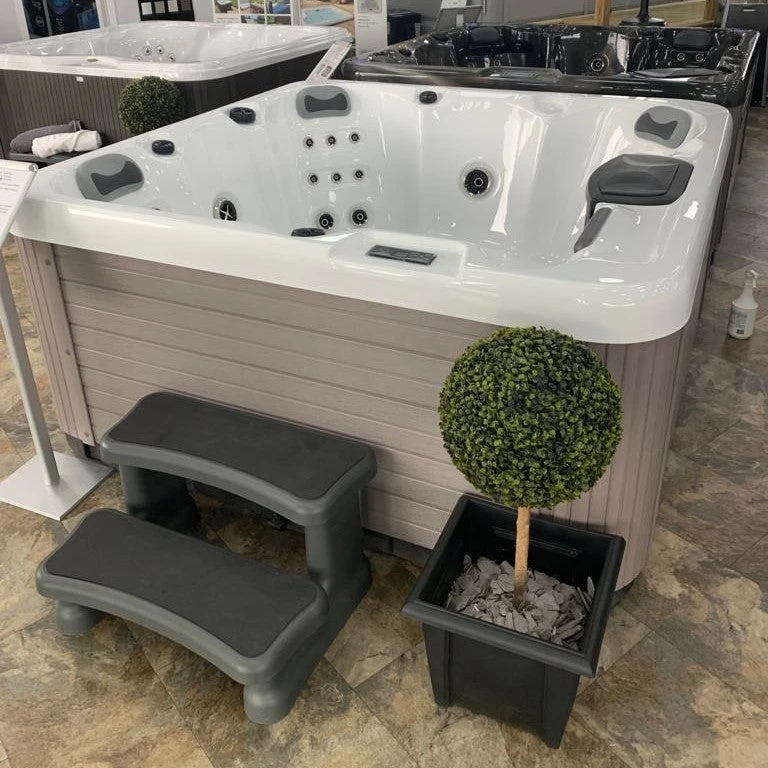 Outdoor Sun - 5 Person Hot Tub With 1 Lounger 12 Outdoor Sun - 5 Person Hot Tub With 1 Lounger - Image 12