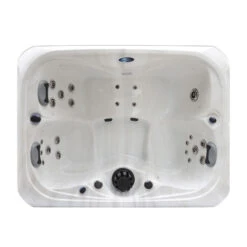 Outdoor Tahiti - 3 Person Hot Tub With 1 Lounger