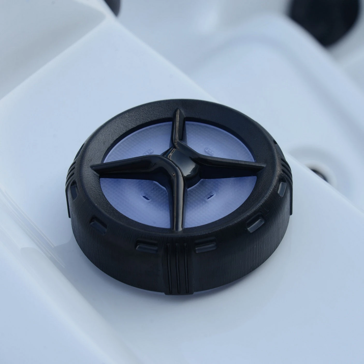 Outdoor Trident Lite - 5 Person Hot Tub With 2 Loungers 6 Outdoor Trident Lite - 5 Person Hot Tub With 2 Loungers - Image 6