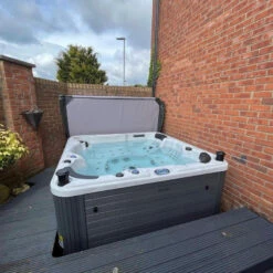 Outdoor Palma - 6 Person Hot Tub With 1 Lounger -Outdoor Living Hot Tubs Palma 5