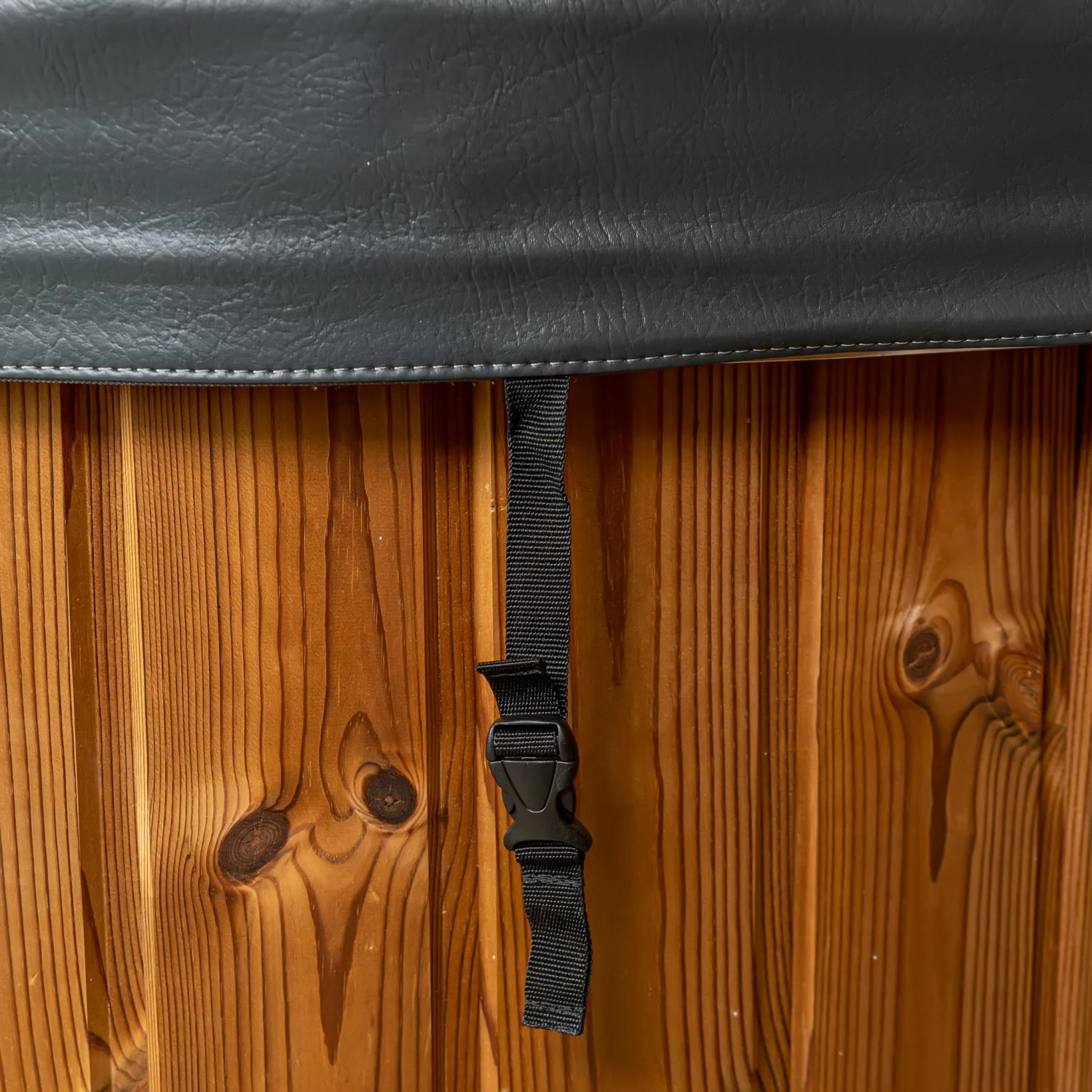 Outdoor Elite - 4 To 6 Person Wood Fired Hot Tub 16 Outdoor Elite - 4 To 6 Person Wood Fired Hot Tub - Image 16